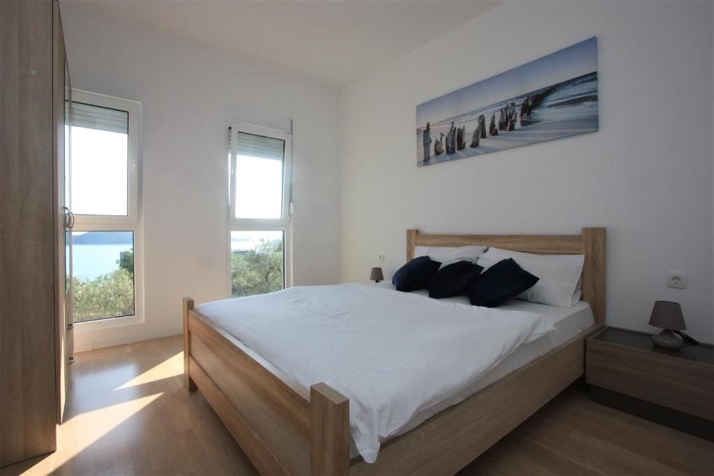 Апартаменты Brand New 2 Bedroom Apartment Rafailovici Будва